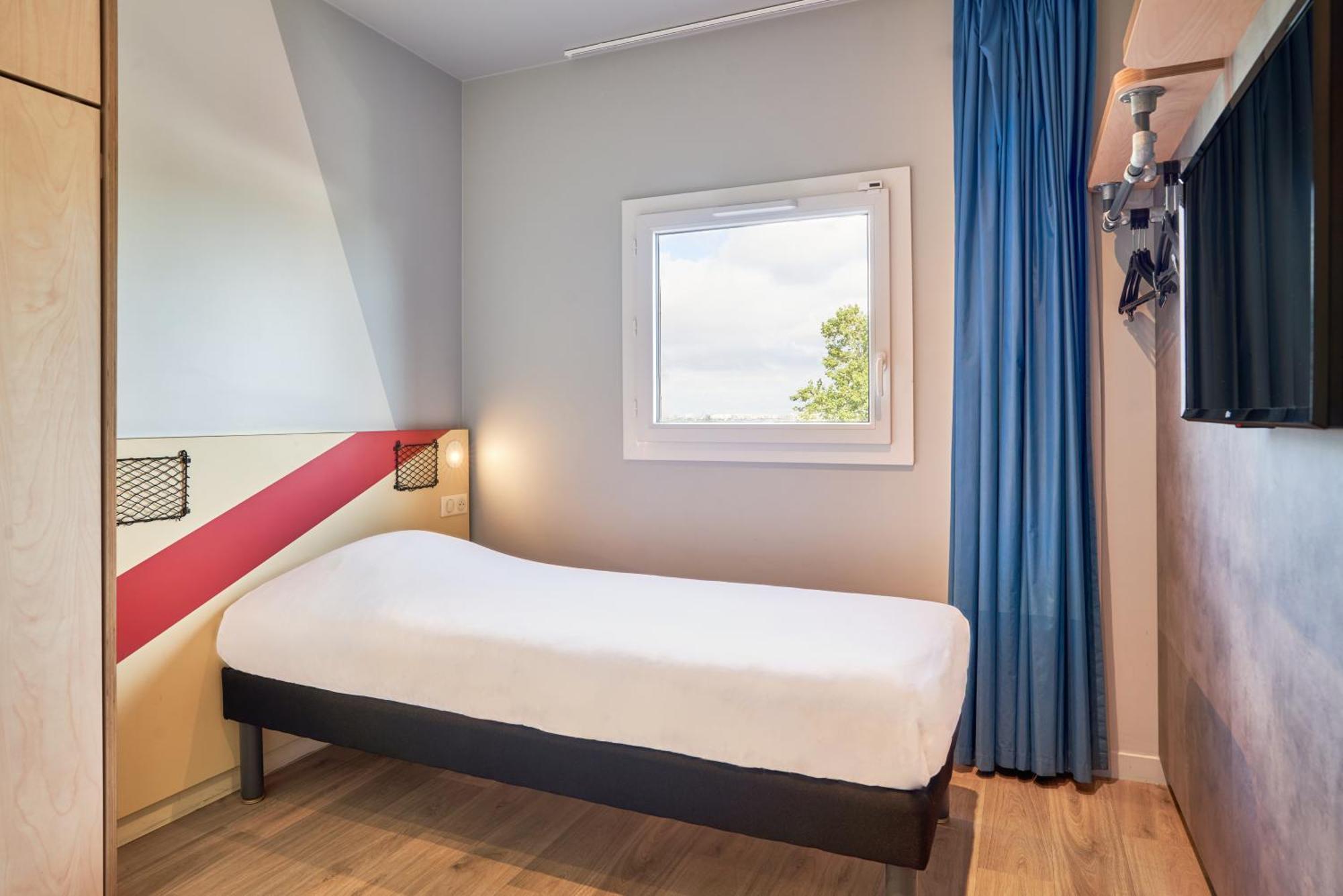 Ibis Budget Villemomble Eksteriør bilde