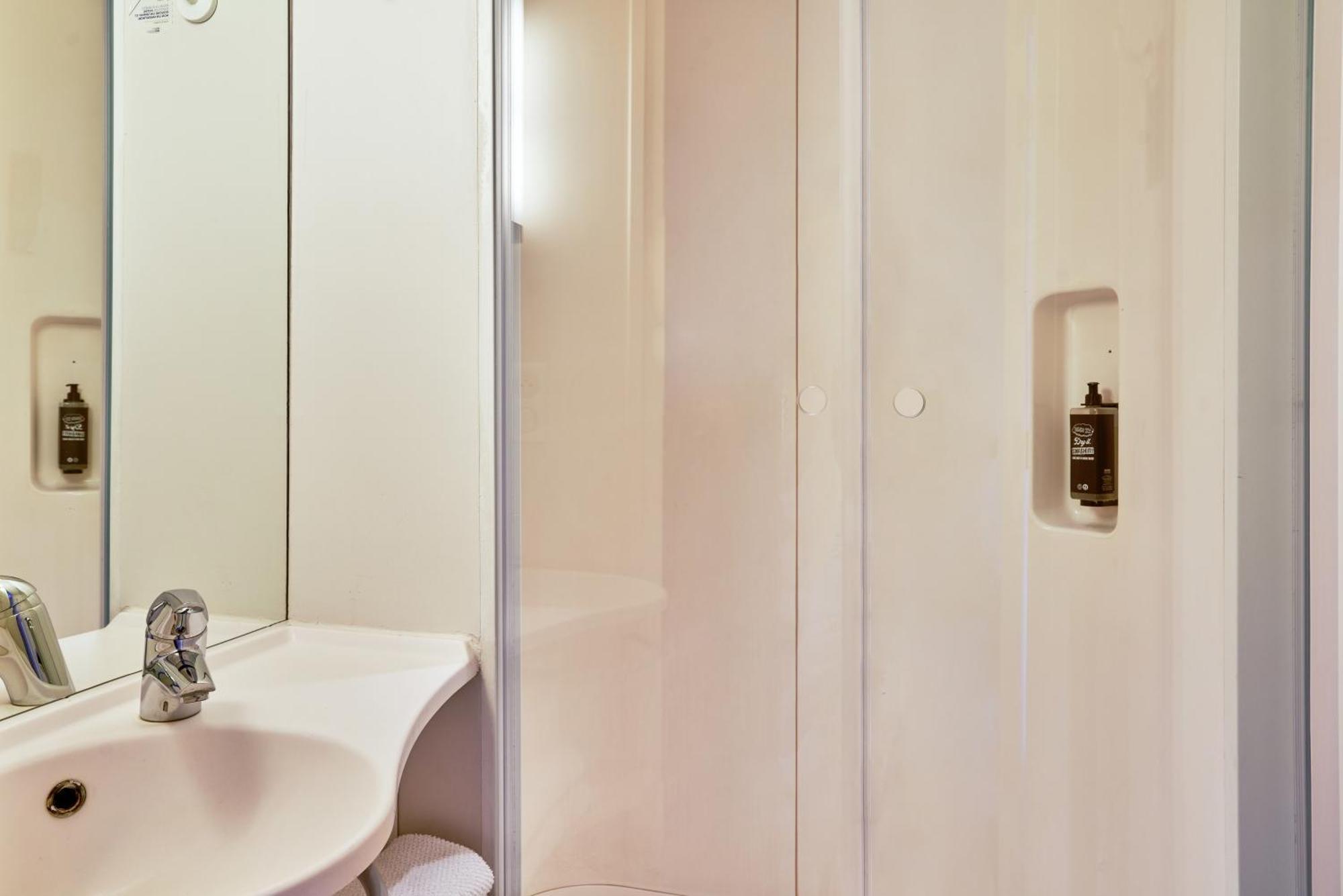 Ibis Budget Villemomble Eksteriør bilde